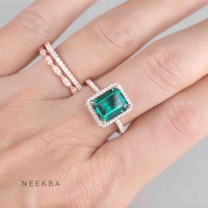 Ensemble de bagues de mariée 3 pièces Bague Halo émeraude alternative en argent 925 avec 2 bandes de mariage, ensemble de bagues de mariage luxueuses d'Inde - Product Image 5