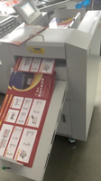 Machine à plier numérique automatique nouvelle génération avec alimentation par aspiration d'air pour les couvertures de livres et les brochures multi-pages