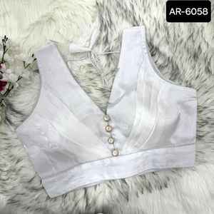 Blusa confeccionada con bordado de seda y diamantes de Milán de buena calidad de la mejor calidad del último diseñador para el desgaste del festival Lehenga - Product Image 2