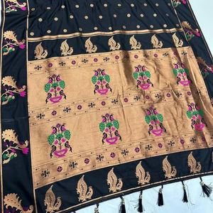 Colección ANUPANA AVANTIKA PAITHANI, Saree Indio de Seda Reversible Informal al por Mayor para el Mercado de Ropa India y Pakistaní - Product Image 2