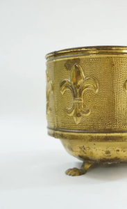 Vase à fleurs en laiton métallique de qualité supérieure Pot de fleurs décoratif au design merveilleux pour la décoration de salon à la maison pour fleurs d'intérieur - Product Image 6