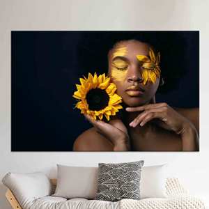 Impresión en Lienzo de Mujer Africana y Girasol: Decoración de Pared Boho, Lienzo Enrollado - Product Image 1