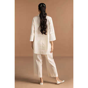 เสื้อคลุมแจ็คการ์ดสีเบจสไตล์ลำลองสำหรับผู้หญิง ทรงหลวม ผ้าชีฟองประดับลูกปัด เหมาะสำหรับงานปาร์ตี้ฤดูร้อน - Product Image 4