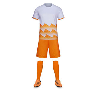 2025 nouvelle équipe de conception supérieure porter l'uniforme de Football américain Sublimation conception personnalisée uniforme de Football américain - Product Image 5