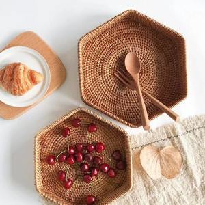 Hexágono natural decoración del hogar merienda servir ratán tejido bandeja caramelo almacenamiento aperitivos bandejas al por mayor de Vietnam - Product Image 4