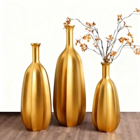 Vase d'accolade élégant de luxe d'or, décor à la maison d'or, vase d'accolade, grands vases pour la décoration à la maison