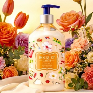 น้ำหอมบำรุงผิว DAISO 600 มล. กลิ่นบูเก้ การ์นี สมุนไพรจากร้านดอกไม้ - Product Image 1