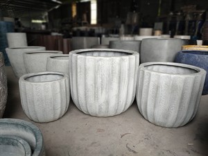 [Jason] Macetero Redondo Grande de Fibra de Piedra Gris para Exteriores, Moderno, al por Mayor ~ Maceta de Fibra de Vidrio Resistente para Jardín - Product Image 6