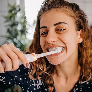 Wholesale US DuPont Bristle Medium Round <b>Toothbrush</b> <b>Head</b> Refills for Household Use Electric <b>Toothbrush</b> <b>Heads</b> OEM Factory - Product Image 6