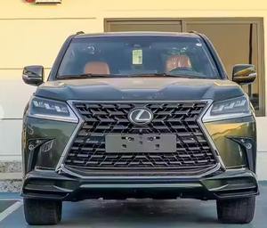 Se vende Lexus S LX570 5.7L usado del 2022 con asientos de cuero. Bajo kilometraje y piezas originales disponibles. - Product Image 1