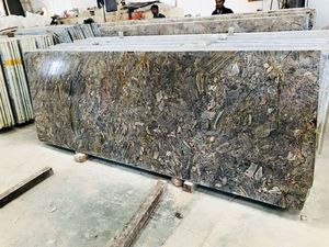 Diseño moderno Elegante Piedra grande Alaska Losa marrón Acabado superficial pulido Granito de calidad premium - Product Image 3