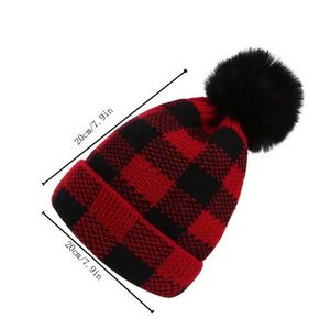 CUSTOMIZE Pom Pom Beanie Hats Best Quality Custom Label Stitching Knitted Embroidered Patch Logos Winter Wear Warm Wool/Cotton - Product Image 2