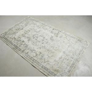 Tapis turc vintage 3,8x6,46 pi (117x197 cm), tapis gris et blanc à pois - Product Image 2