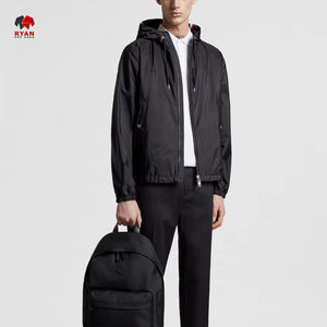 ชุดวอร์มผู้ชาย Ryan Pro Gear คุณภาพพรีเมียม ผ้าสวมใส่สบาย พร้อมโลโก้แบบกำหนดเอง - Product Image 1