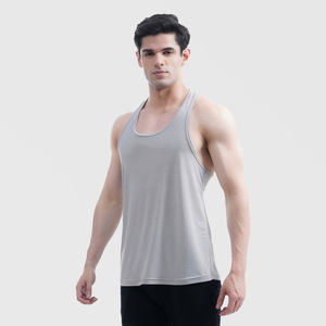 T-shirt d'entraînement pour homme en coton élasthanne à séchage rapide coupe ajustée impression OEM personnalisée grande taille respirant et extensible pour l'entraînement - Product Image 4