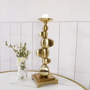 Porte-bougie moderne contemporain, élégant, finition métallique, adapté à la décoration de la maison, à la table à manger et aux événements festifs, en provenance d'Inde - Product Image 3