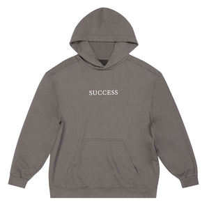 Sudadera con estampado DTF personalizado con gráficos vibrantes a todo color, ideal para moda urbana y pedidos al por mayor. - Product Image 1