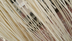 หวายธรรมชาติคุณภาพสูง EUTECH EUR06 จากเวียดนาม แกนหวายกลมสำหรับเฟอร์นิเจอร์และการเกษตร ส่งตรงจากเวียดนาม - Product Image 3