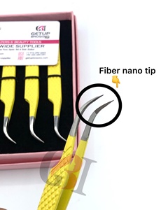 Pince à épiler GETUP BROSONS IMPEX en acier inoxydable de haute qualité avec revêtement en poudre jaune, pointe en fibre nano et poignée diamantée incurvée - Product Image 2