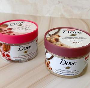 Loción Hidratante Fórmula Ligera Dove Pro Age para Comodidad de la Piel Durante Todo el Día - Product Image 1