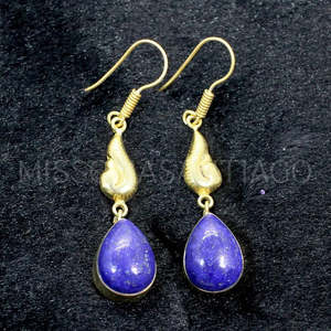 Boucles d'oreilles en laiton fin avec pierre Lapis Lazuli 18x13mm - Product Image 1