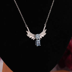 Colgante Personalizado con Diamante Azul Cultivado en Laboratorio, Corte Redondo y Radiante, en Forma de Búho, en Oro Sólido de 14 Quilates, para Todas las Ocasiones, para Mujer - Product Image 4