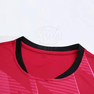 Uniforme de camiseta de fútbol de alta calidad, uniforme de camiseta de equipo de entrenamiento personalizado, uniforme de fútbol a la venta 2025 - Product Image 4
