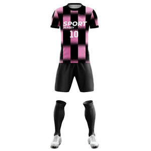 Vêtements de sport respirants et ajustés, uniformes de football des plus exigeants, uniformes de football confortables de couleur personnalisée, vente à chaud - Product Image 1