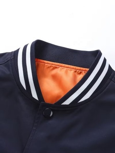 Chaqueta Bomber Azul Marino Personalizada OEM, Estilo Casual, Cuello Camisero, Corte Regular, Material de Poliéster, Prenda de Moda - Product Image 4