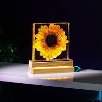 Lámpara Decorativa Nocturna de Resina Epoxi con Modelo de Girasol 3D