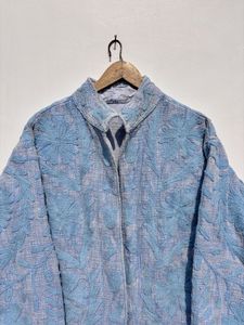 Veste indienne à broderie Suzani faite à la main en gros Veste courte en coton Suzani pour femmes Taille libre Manteau Suzani personnalisable - Product Image 2