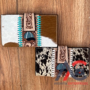 Nouveau Designer Embrayage Cuir De Fourrure De Vachette Usiné À La Main Sculpture Portefeuille Téléphone Cas Élégant Portefeuille Multi Utilisations Portefeuilles - Product Image 1