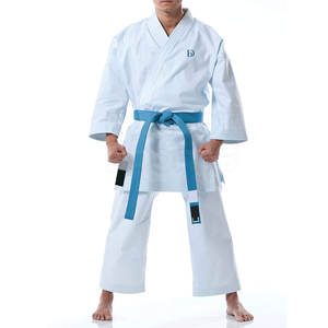 Uniforme personalizado de Karate de calidad superior para hombre Ropa deportiva de algodón Premium Opciones de tamaño de diseño personalizado Ropa de artes marciales OEM - Product Image 1