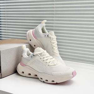 Zapatos ligeros y transpirables, zapatos cómodos, zapatos para correr de alta calidad, antideslizantes, de alta calidad, zapatos ligeros con forro de malla - Product Image 1