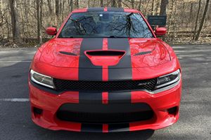 Dodge Charger SRT Hellcat 2017 Usado, Volante a la Izquierda/Derecha - Product Image 2