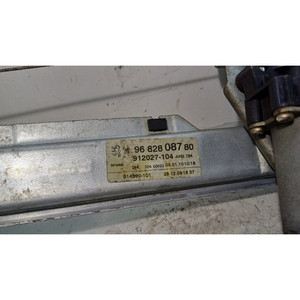 Mécanisme de levage de la vitre arrière. SX PEUGEOT 3008 Série 9682808780 DV6TED4-9HZ-9H01 (09>16) - Product Image 2