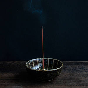Palitos de Incienso Tradicional Mezcla de Sándalo y Ciruela 40g - Product Image 6