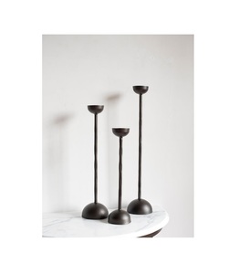 Porte-bougie en métal artisanal élégant pour la décoration de la maison, centre de table et arrangement d'éclairage de table romantique pour le soir, Noël - Product Image 1