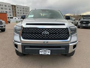 Toyota Tundra SR5 2019, Doble Cabina, 5.7L, 4x4 - Product Image 2