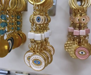 DAFNI <b>BIG</b> PAZAR Fashion Alloy Carabiner Keychain Enamel Gold Finish Unique Enamelled Tips Various 3D Shapes Embossing Printing - Product Image 2