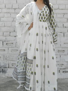 Olive Green Blockprint Angrakha Indian Fashion Styling Kurti de alta calidad y pantalones del fabricante indio - Product Image 3