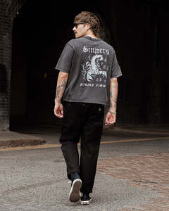 Venta al por mayor de gran tamaño gráfico ácido lavado camisetas Vintage suelta manga corta personalizado Puff estampado hombres camiseta stock - Product Image 3