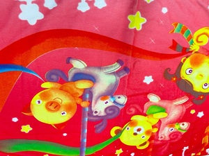 Manta polar ecológica lisa Coral de alta calidad para niños, poliéster suave y acogedor de punto para jugar a dormir, fabricada en la India - Product Image 6