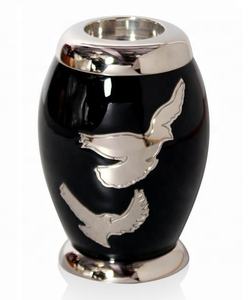 Fournitures funéraires d'urne de crémation de souvenir de lumière de thé en laiton pour l'urne commémorative humaine de cendres - Product Image 1