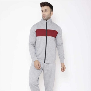 Survêtement homme respirant personnalisé Ensemble deux pièces tendance et fonctionnel Idéal pour le sport et le quotidien Sui respirant - Product Image 1
