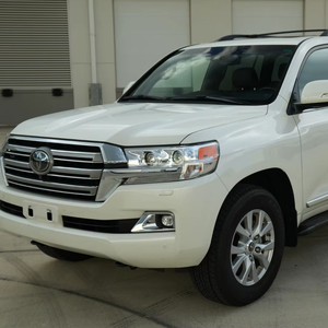Toyota Land Cruiser 2021 Usado Premium ~7,700 Millas, Motor V8 de 5.7 Litros - Product Image 1