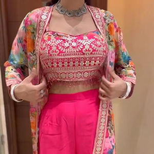 Magnifique Lehenga Choli en Organza à Imprimé Floral avec Dupatta pour Femmes, Vêtement de Fête, Vêtement Festif, Lehenga Choli Organza Dupatta - Product Image 1