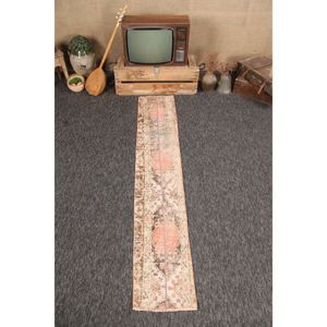 Alfombra pequeña vintage de 1.4x7.8 pies, marrón geométrica con elementos florales, alfombra turca - Product Image 1