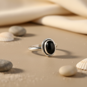 แหวนเงินแท้ 925 ประดับพลอยแบล็คออนิกซ์ สำหรับผู้หญิง เครื่องประดับอัญมณีสุดหรู - Product Image 3