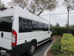 2023 R-A-M Prom-aster 3500 toit élevé 159WB TRÈS PROPRE - Product Image 2